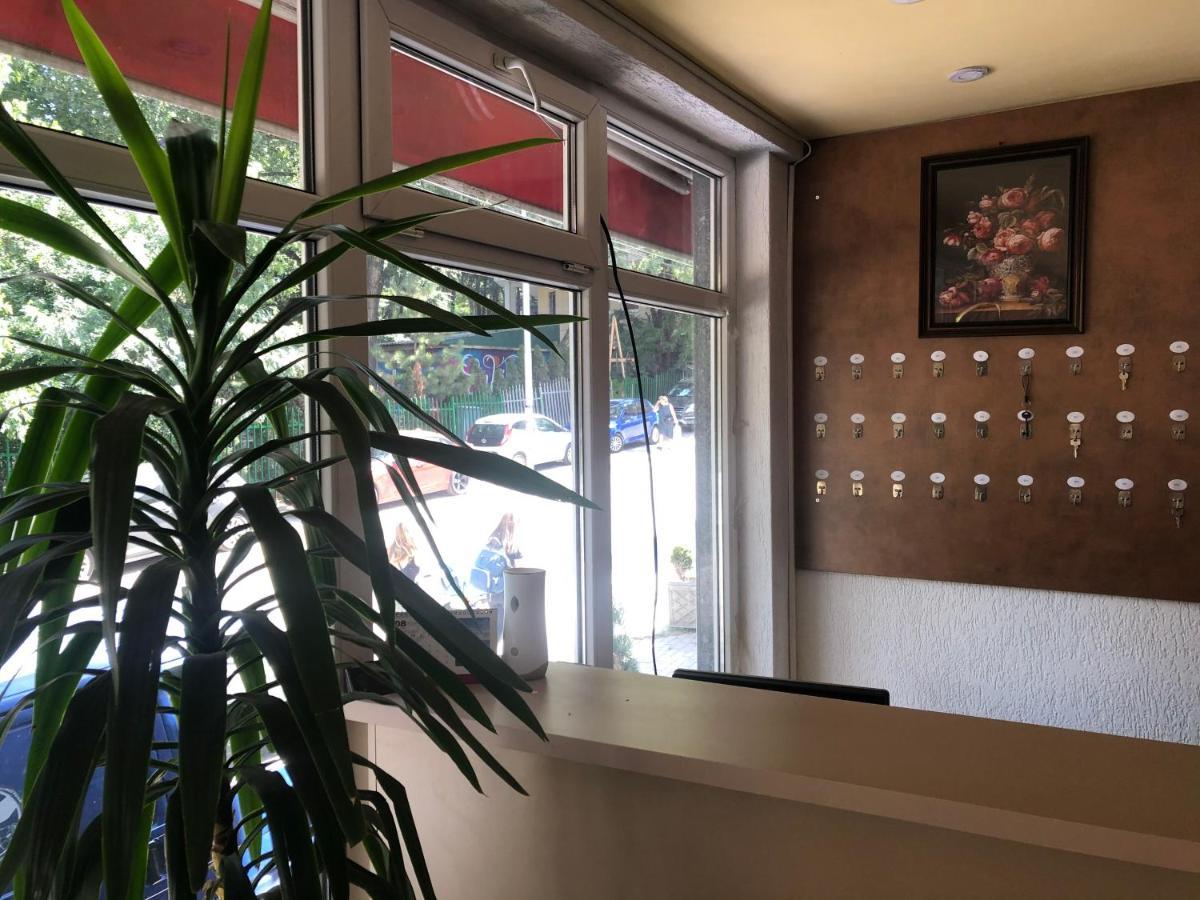 Hotel Park Priştine Dış mekan fotoğraf