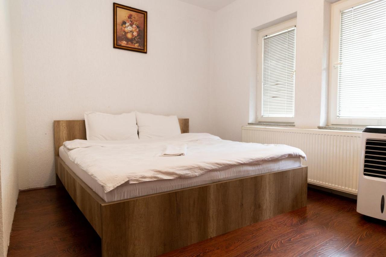Hotel Park Priştine Dış mekan fotoğraf