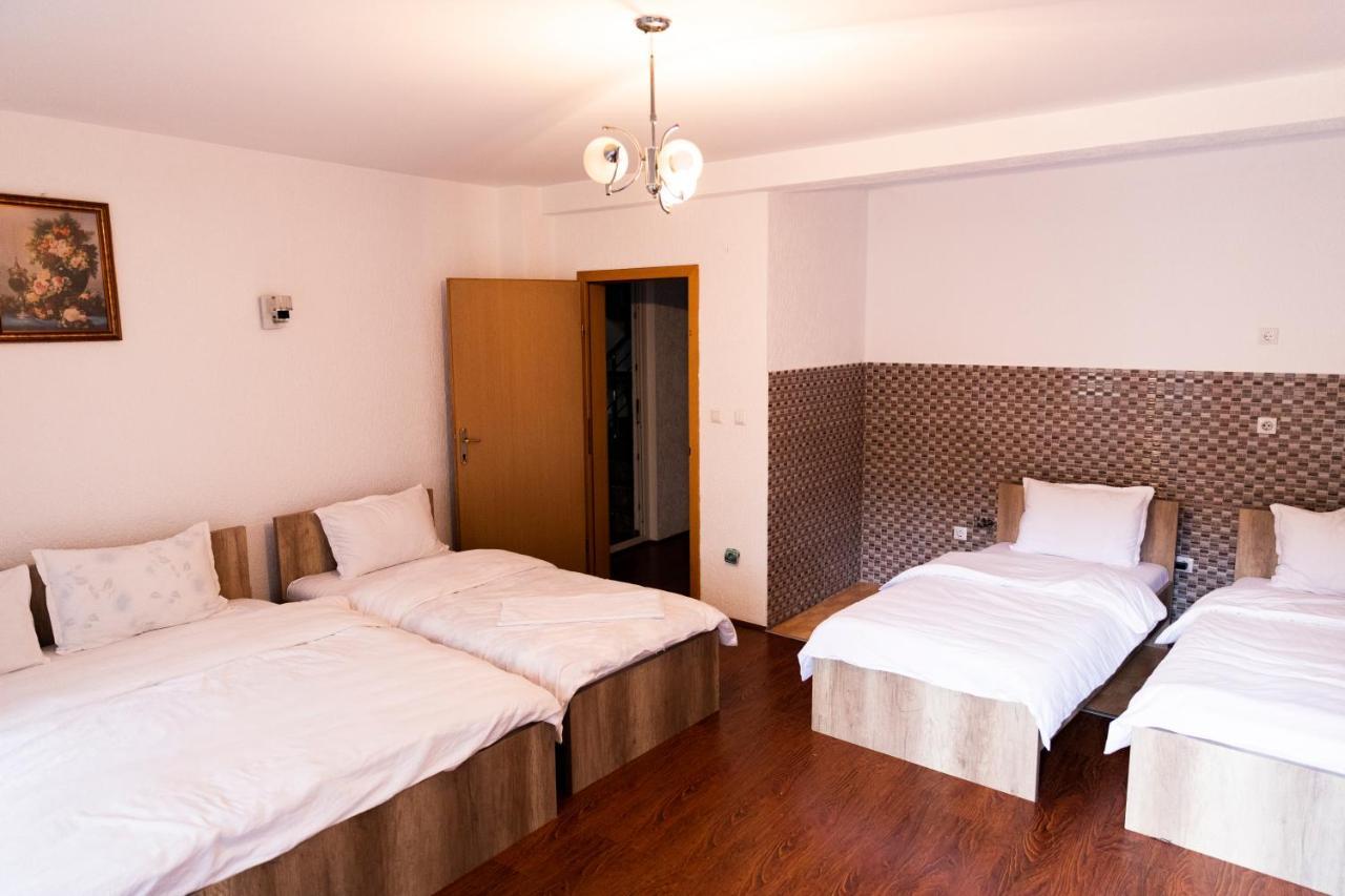 Hotel Park Priştine Dış mekan fotoğraf